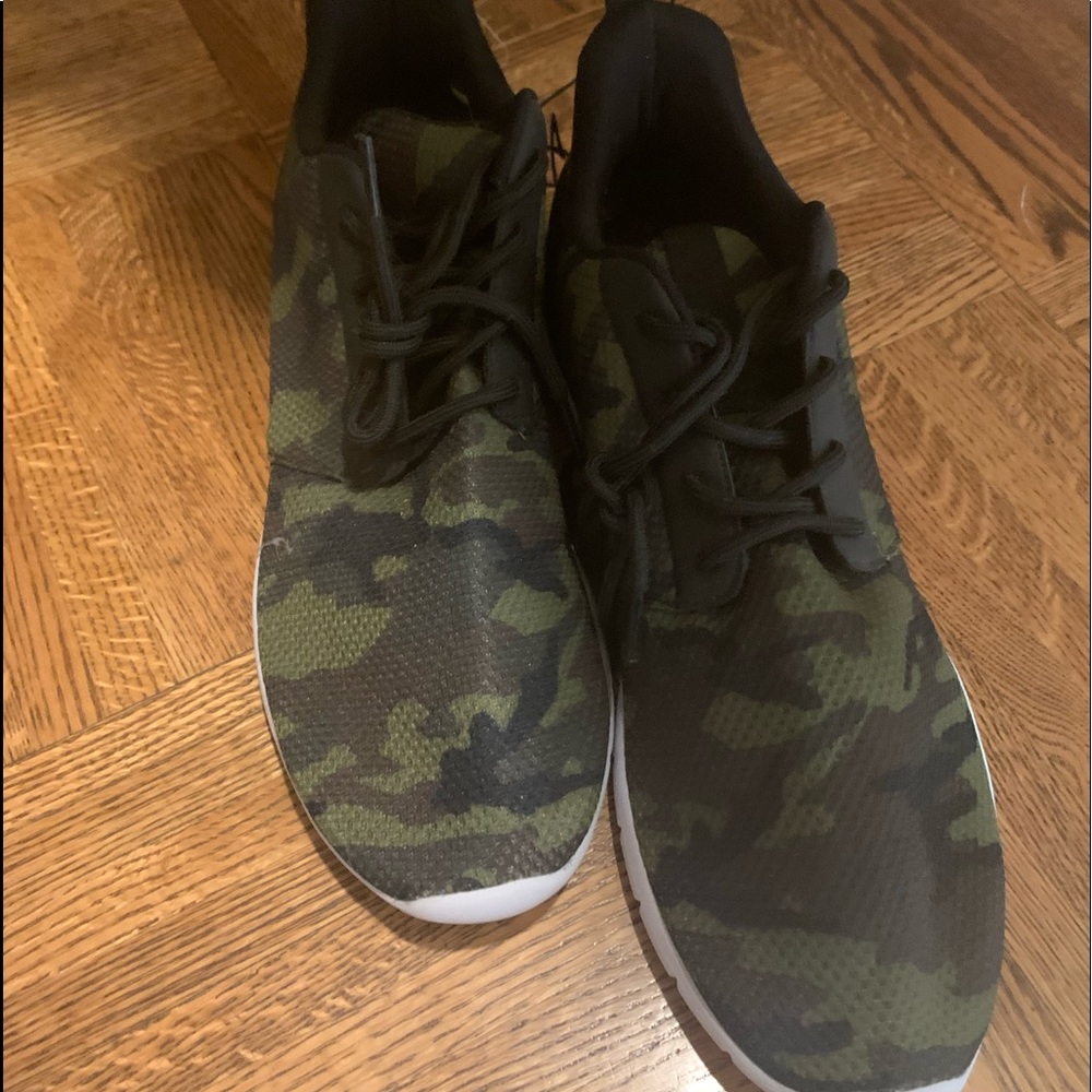 Men’s Camouflage Sneakers